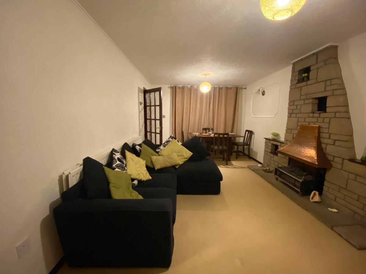 Serene 4Br In Harborne Close To Qe Hospital, Harborne Centre Бирмингем Экстерьер фото