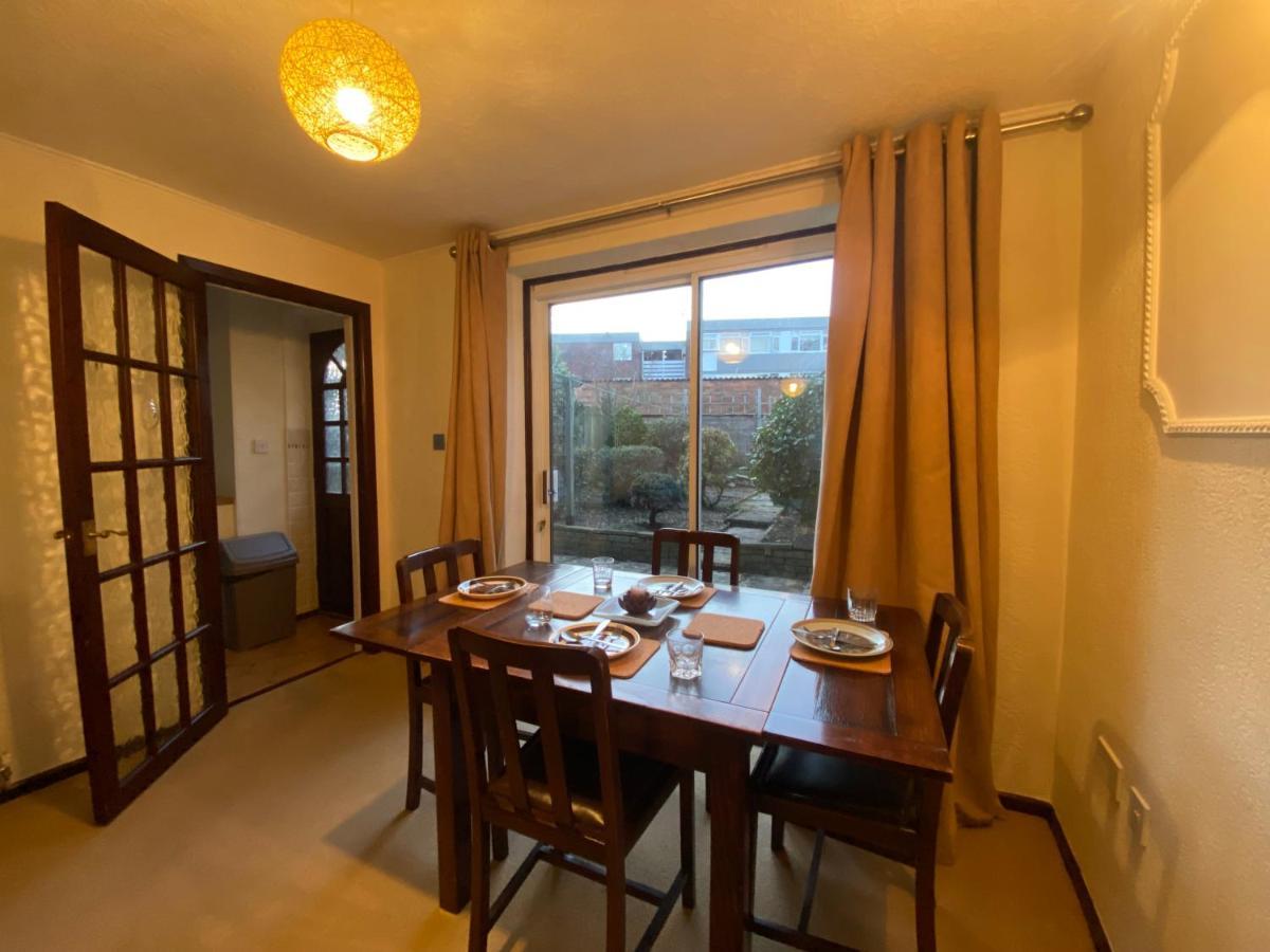 Serene 4Br In Harborne Close To Qe Hospital, Harborne Centre Бирмингем Экстерьер фото