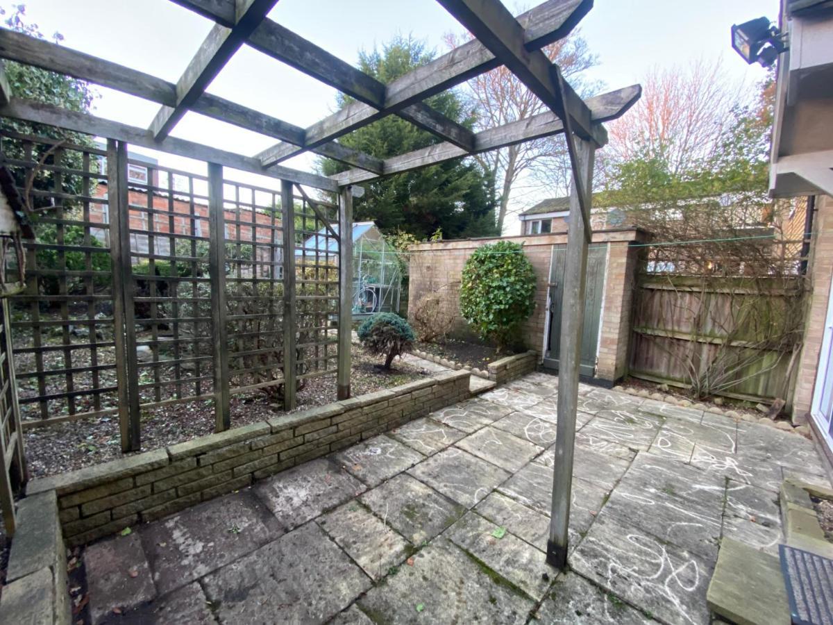Serene 4Br In Harborne Close To Qe Hospital, Harborne Centre Бирмингем Экстерьер фото