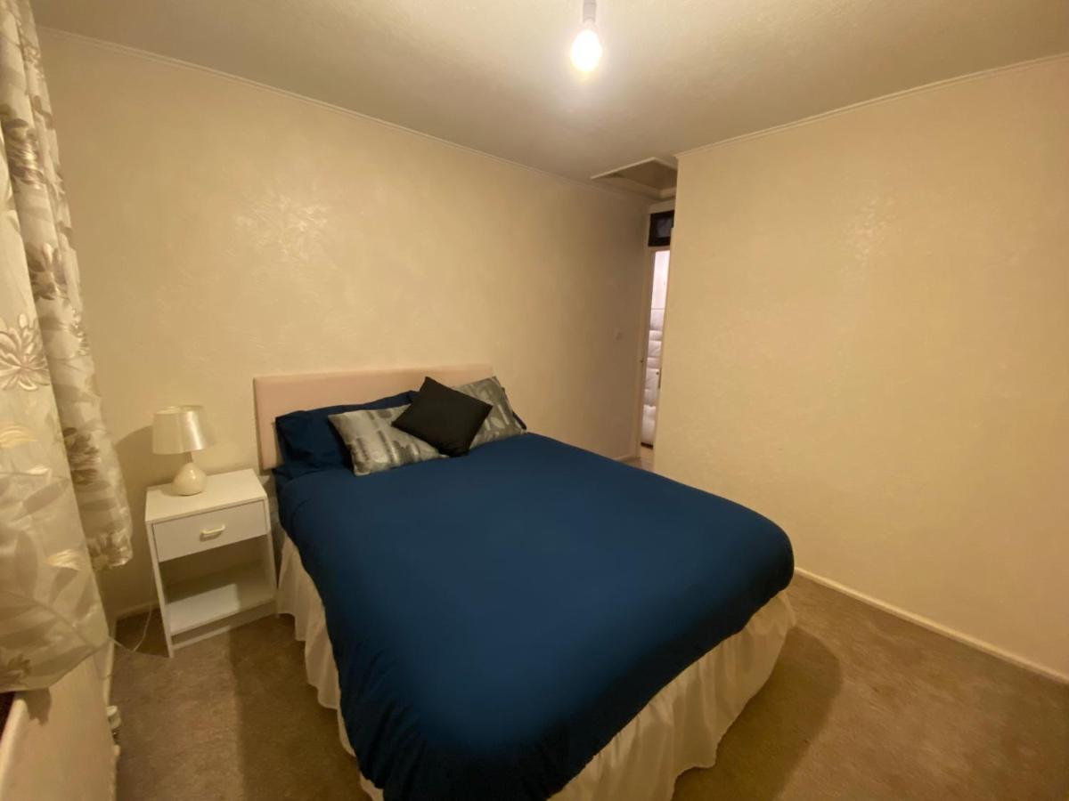 Serene 4Br In Harborne Close To Qe Hospital, Harborne Centre Бирмингем Экстерьер фото